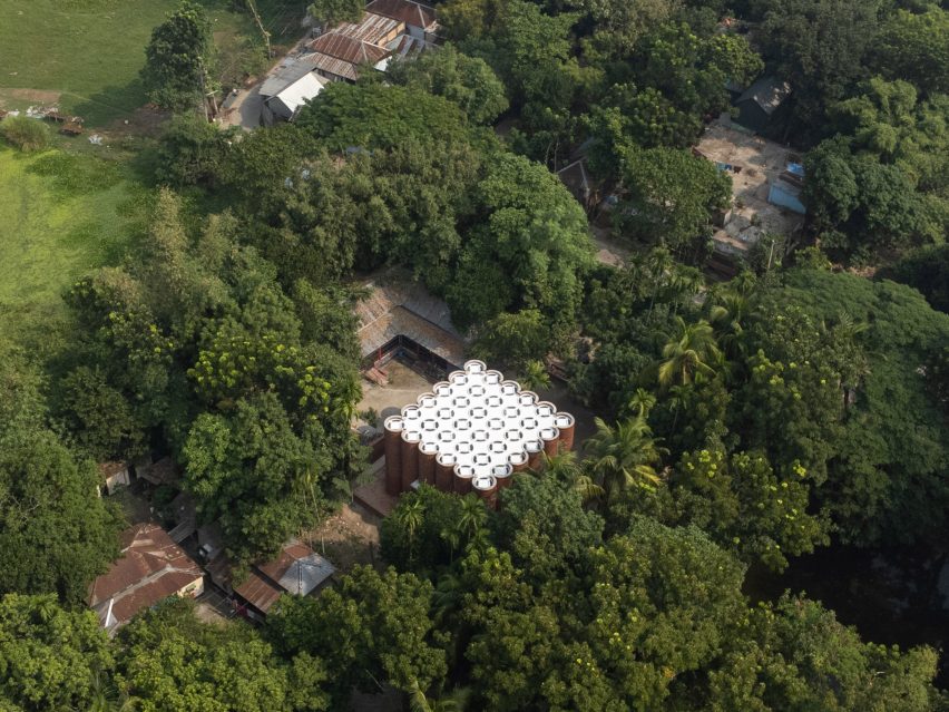 Exterior of Shah Muhammad Mohshin Khan Mausoleum in Bangladesh by Sthapotik