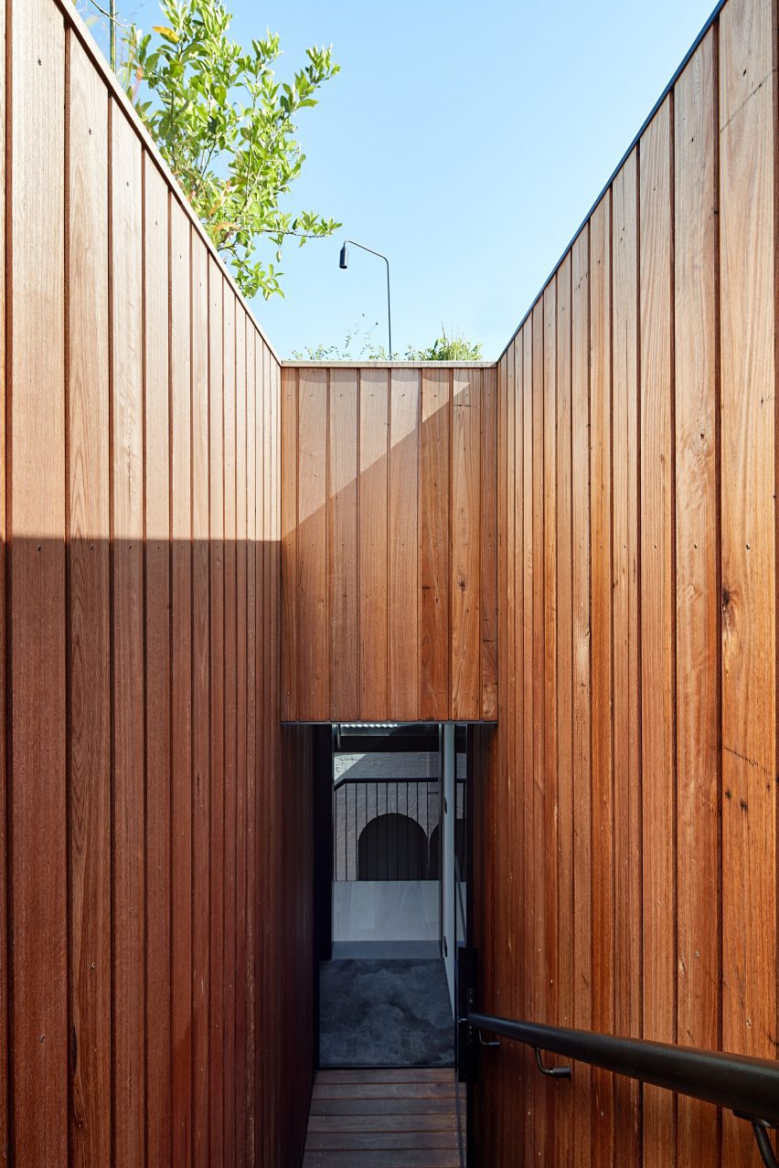 Exterior of St Martins Lane extension in Melbourne by Matt Gibson Architecture + Design