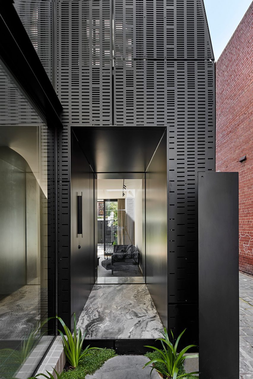 Exterior of St Martins Lane extension in Melbourne by Matt Gibson Architecture + Design