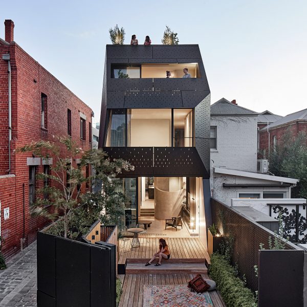 Exterior of St Martins Lane extension in Melbourne by Matt Gibson Architecture + Design