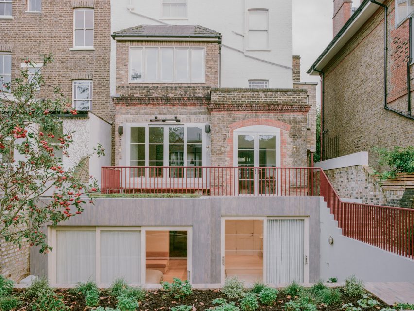 Exterior of Steele's Road House by Neiheiser Argyros