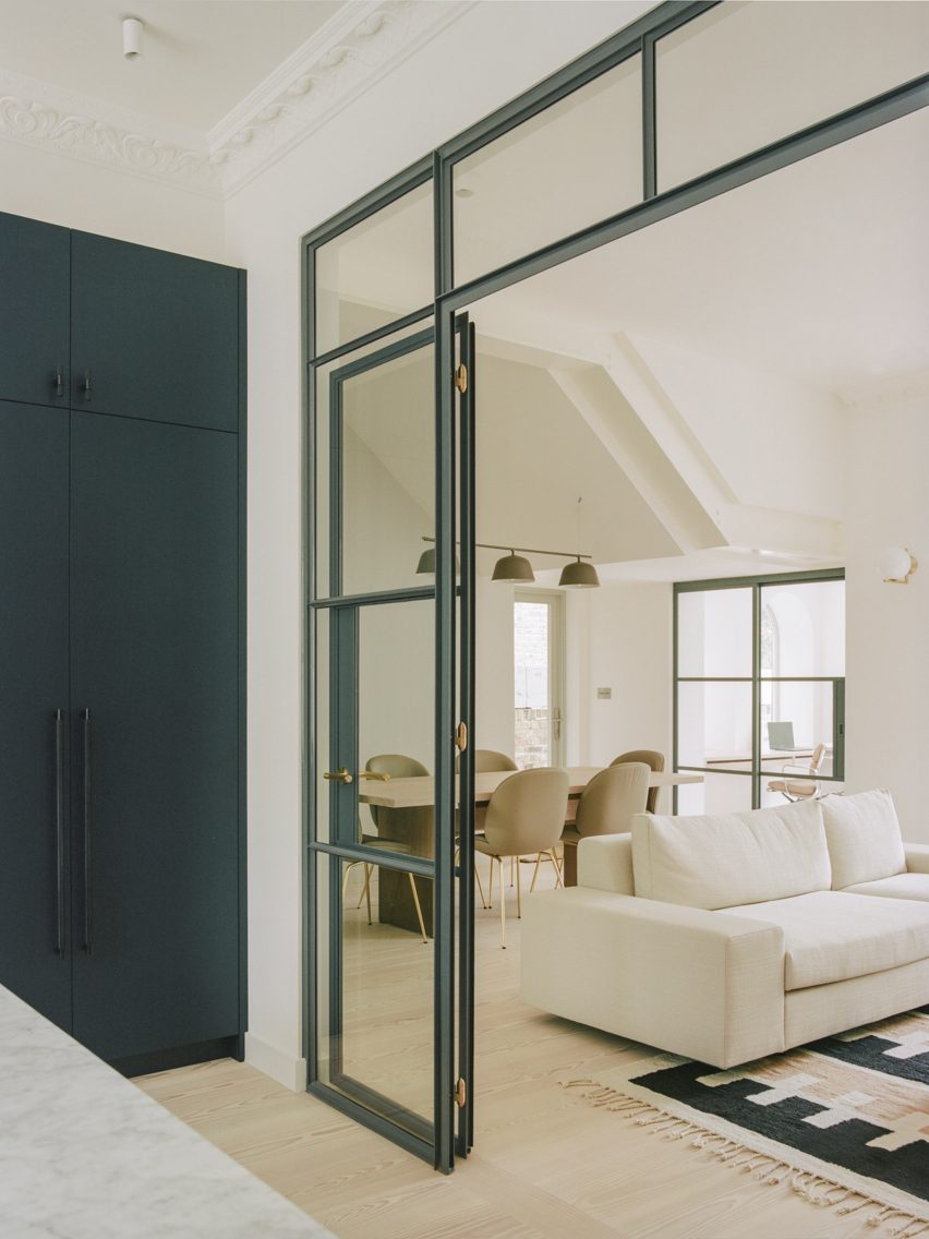 Interior of Steele's Road House by Neiheiser Argyros