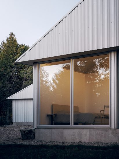 Image of the facade at house in Devil's Glen