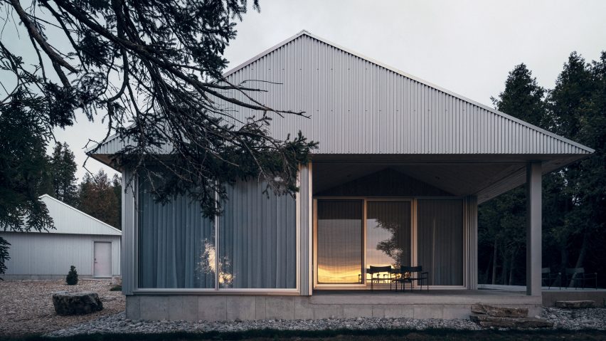 Studio ac canadian home