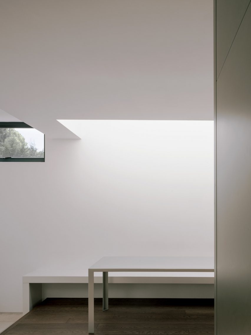 Interior of Suncatcher house extension in London by Francesco Pierazzi Architects