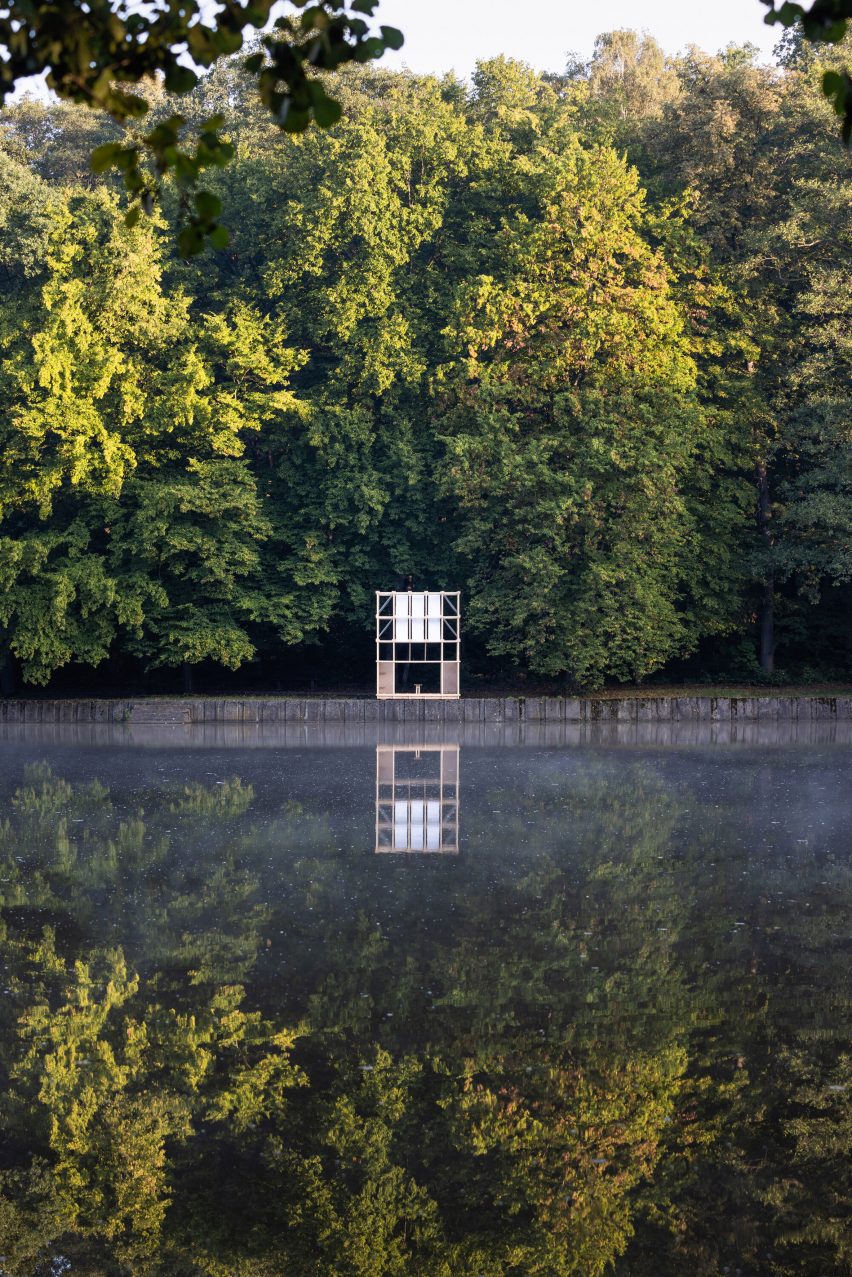 Tea House Pavilion by Grau Architects