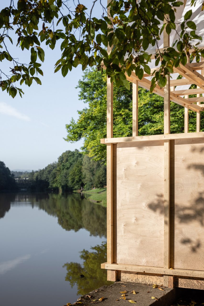 Tea House Pavilion by Grau Architects