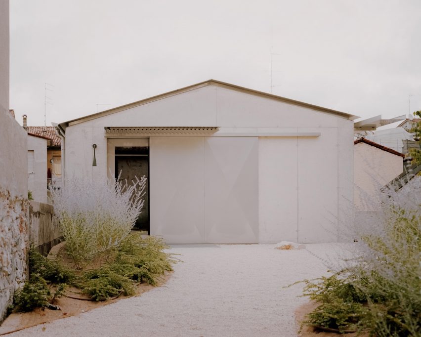 Exterior of Threshold and Treasure art gallery in Italy by AMAA