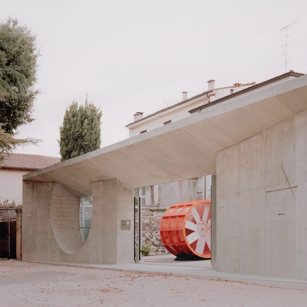 Exterior of Threshold and Treasure art gallery in Italy by AMAA