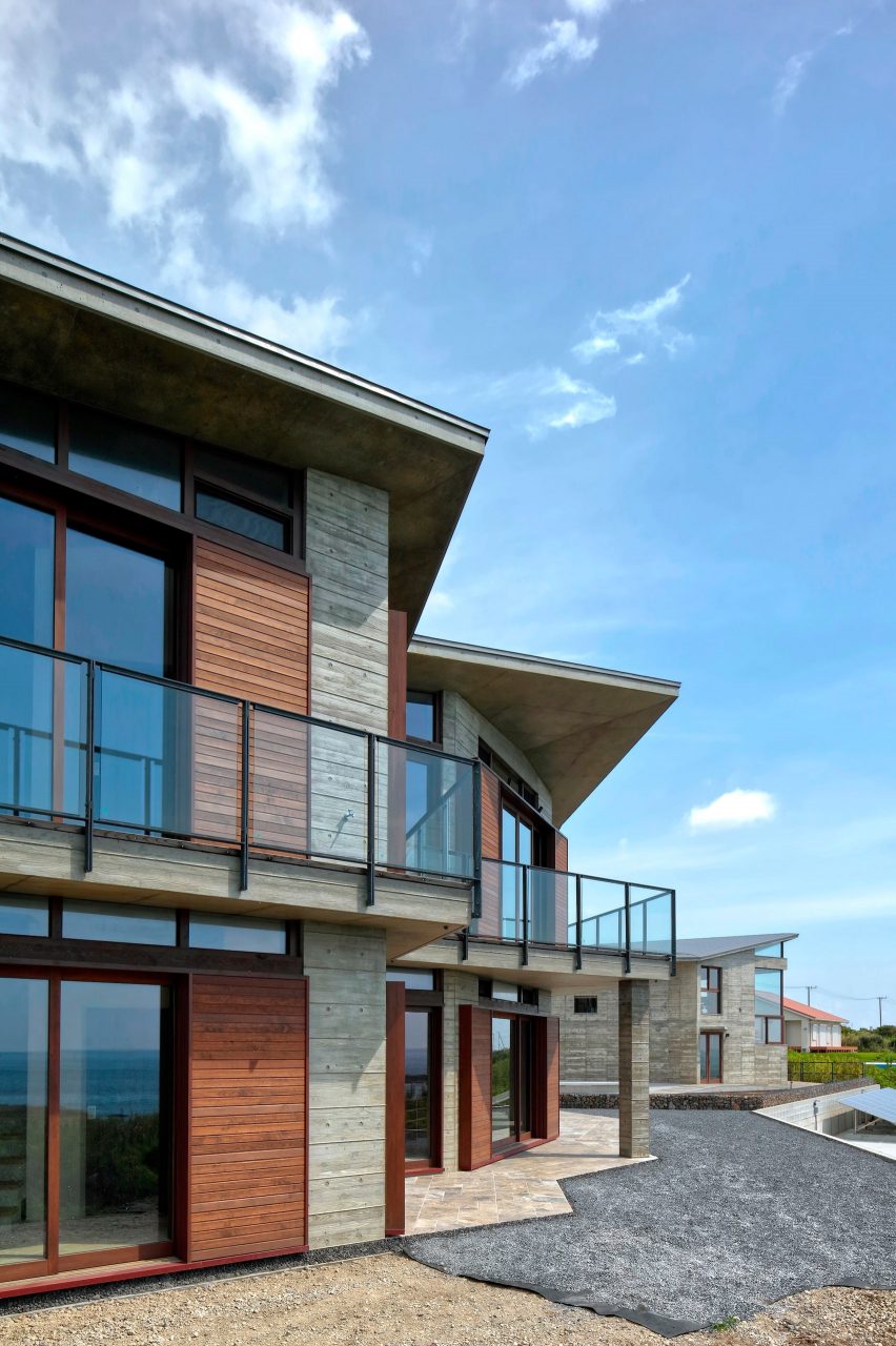 Exterior of Villa MKZ by Takeshi Hirobe Architects