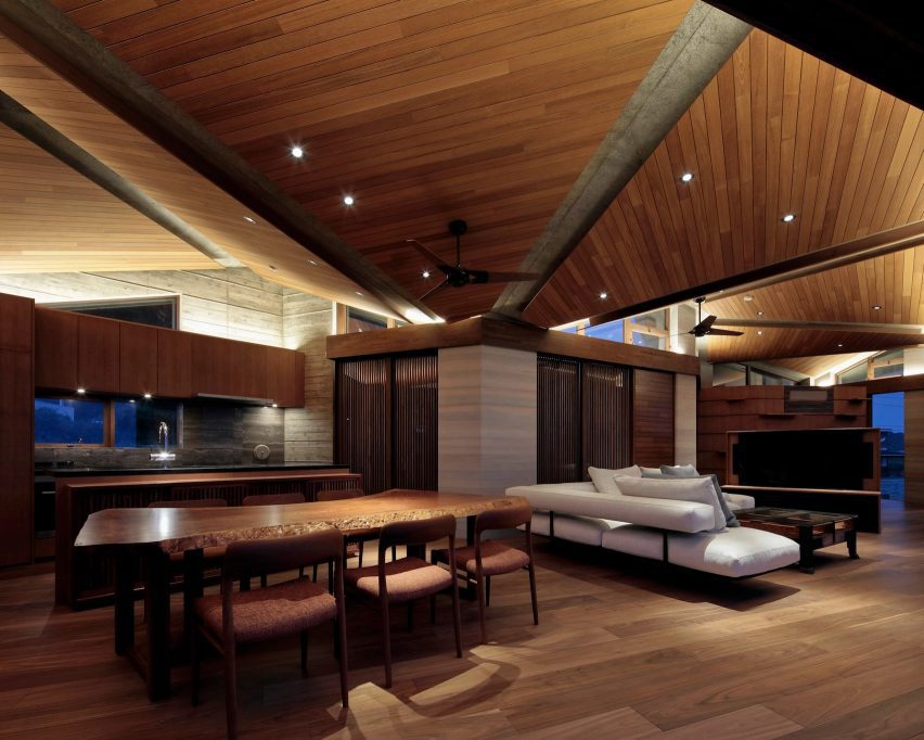 Interior of Villa MKZ by Takeshi Hirobe Architects
