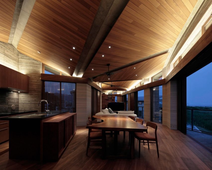 Interior of Villa MKZ by Takeshi Hirobe Architects