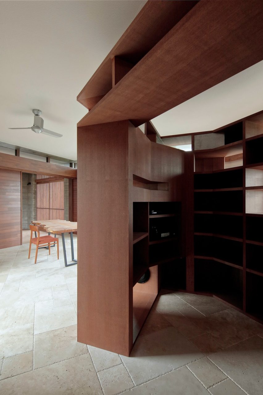 Interior of Villa MKZ by Takeshi Hirobe Architects