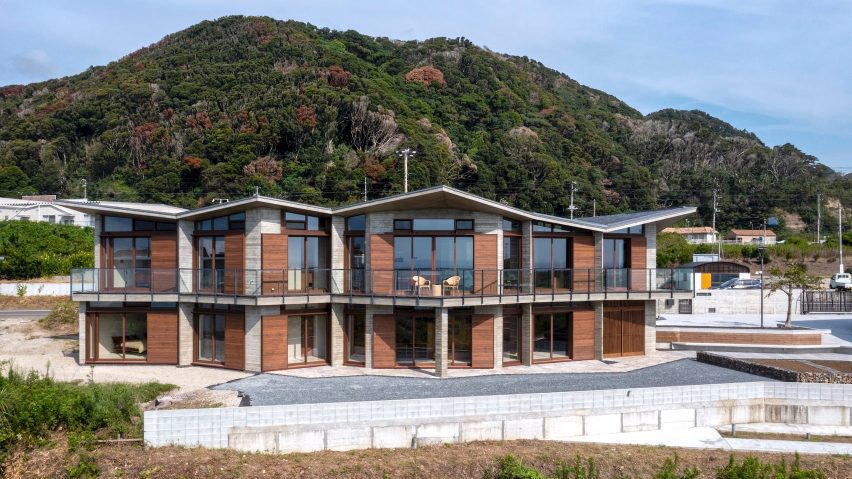 Exterior of Villa MKZ by Takeshi Hirobe Architects