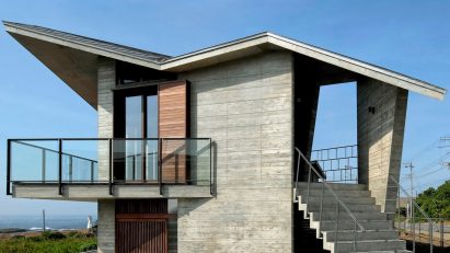 Exterior of Villa MKZ by Takeshi Hirobe Architects