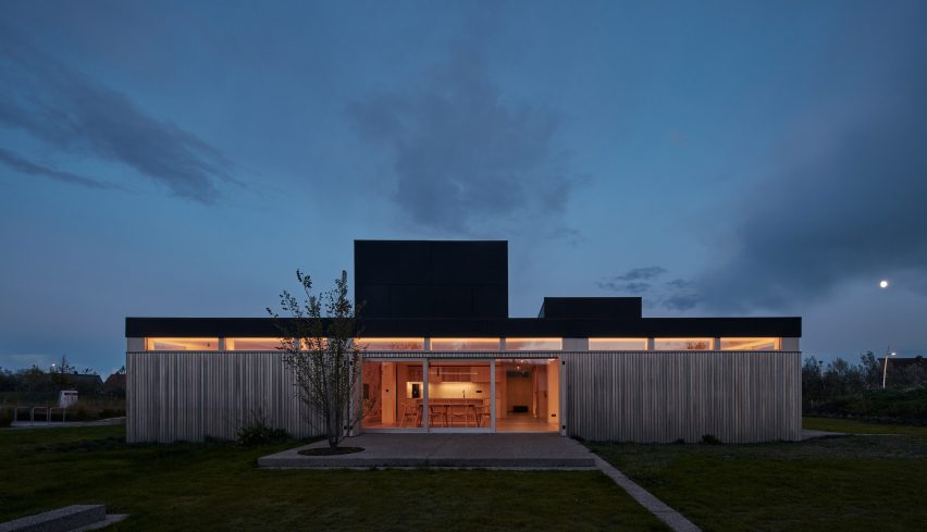 Exterior of Warm Nest by Ark-shelter and Archekta in Belgium