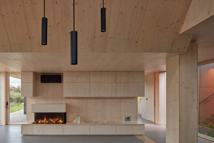 Interior of Warm Nest by Ark-shelter and Archekta in Belgium
