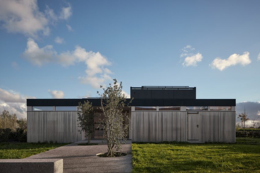 Exterior of Warm Nest by Ark-shelter and Archekta in Belgium