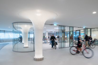 Entrance of underwater bike parking garage by Wurk