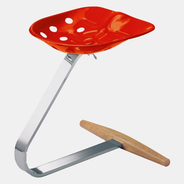 Mezzadro, stool, design Achille and Pier Giacomo Castiglioni 1957, credits Courtesy of Zanotta SpA
