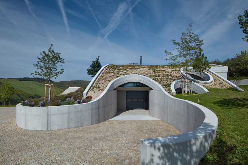 Gurdau Winery by Aleš Fiala