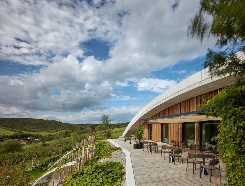 Gurdau Winery by Aleš Fiala