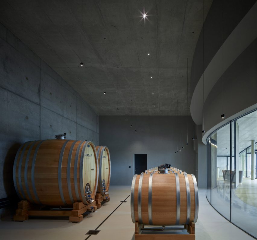 Gurdau Winery by Aleš Fiala