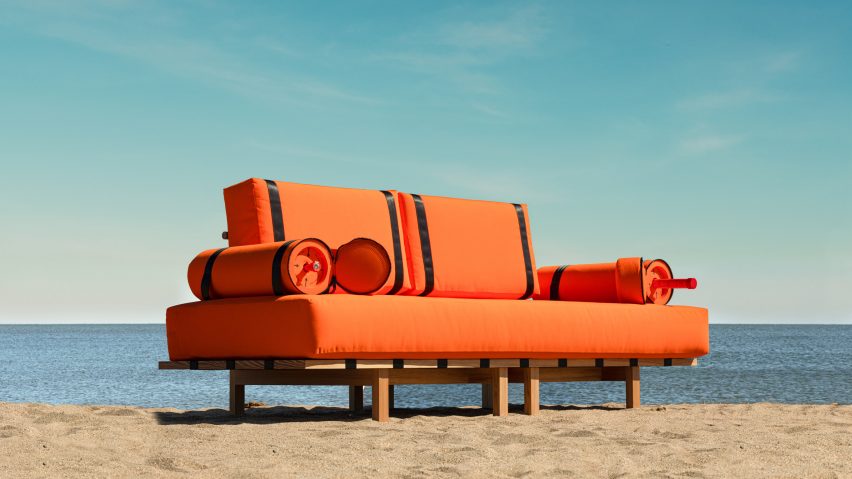 Bliss floating sofa