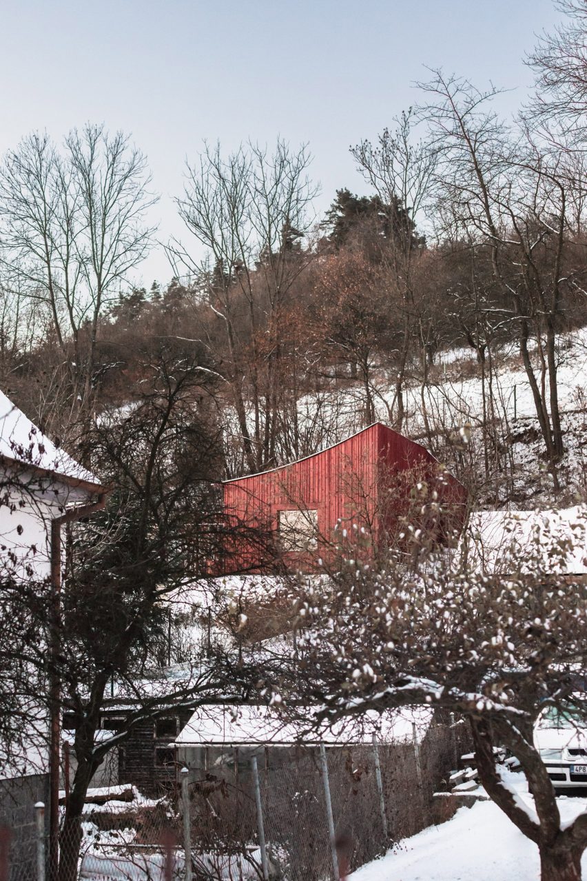 Cabin Above the Town by Byró Architekti