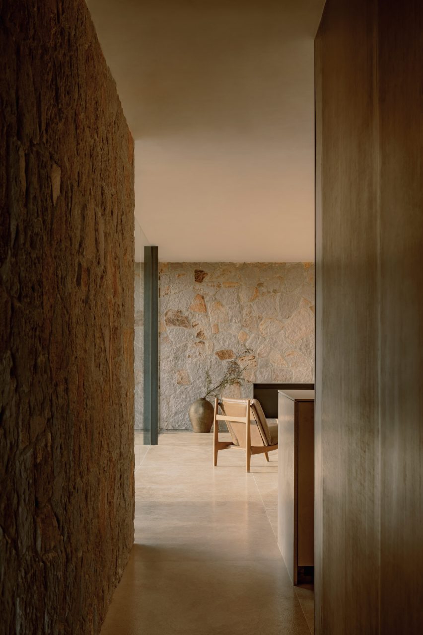 Casa Enso II by HW Studio Arquitectos