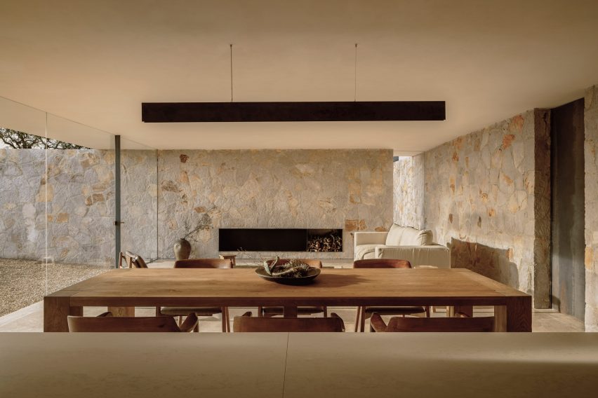 Casa Enso II by HW Studio Arquitectos