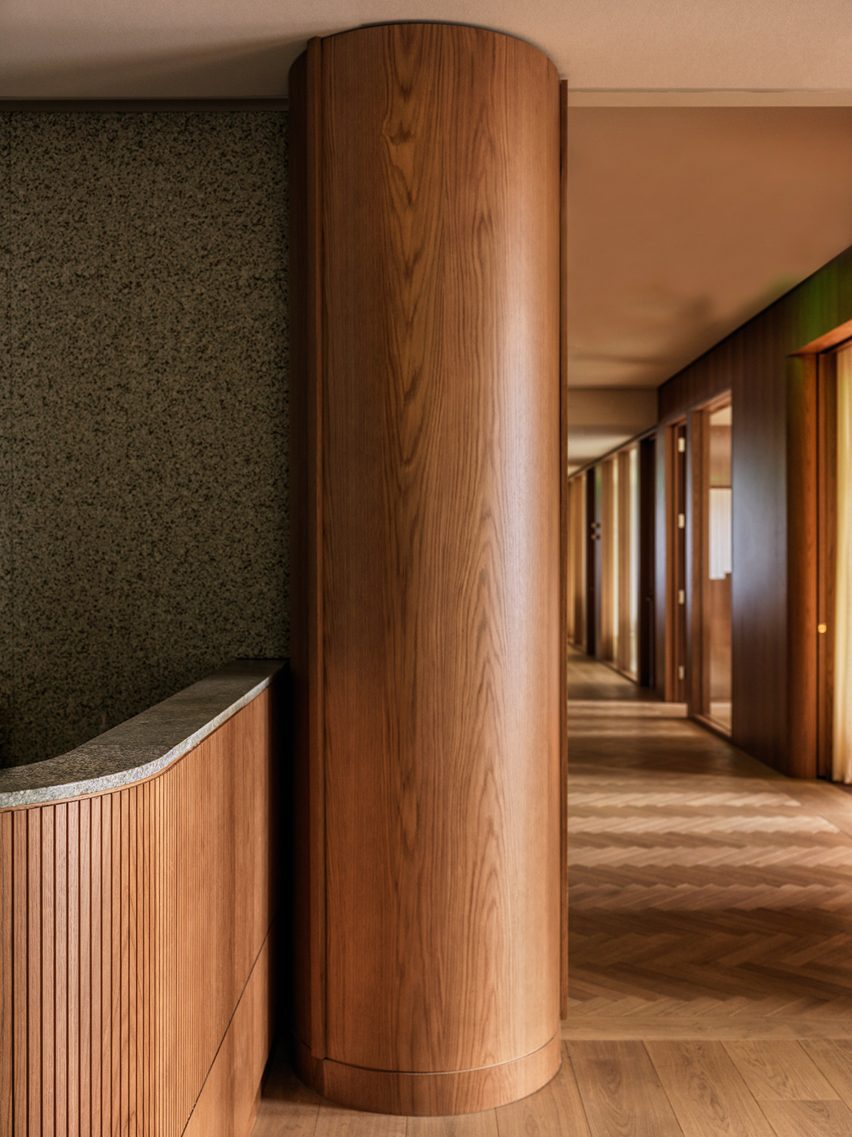 Century City Law Office by And And And Studio