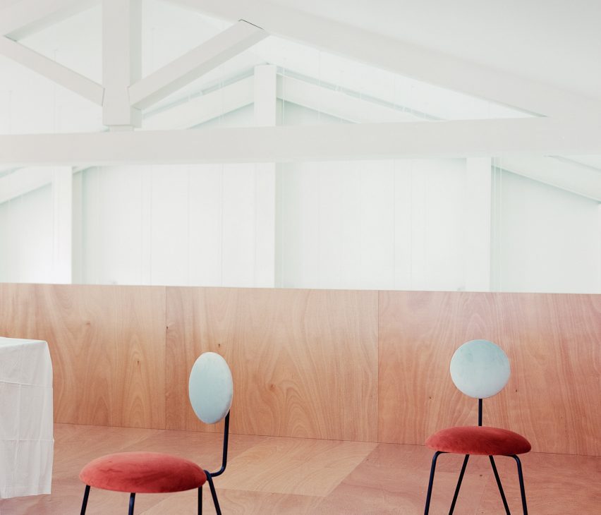 Cesarin show kitchen by Co.arch Studio