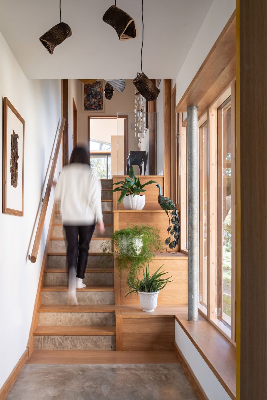 Interior of Creek Cabin by MAP Architecture and Jon Broome Architects