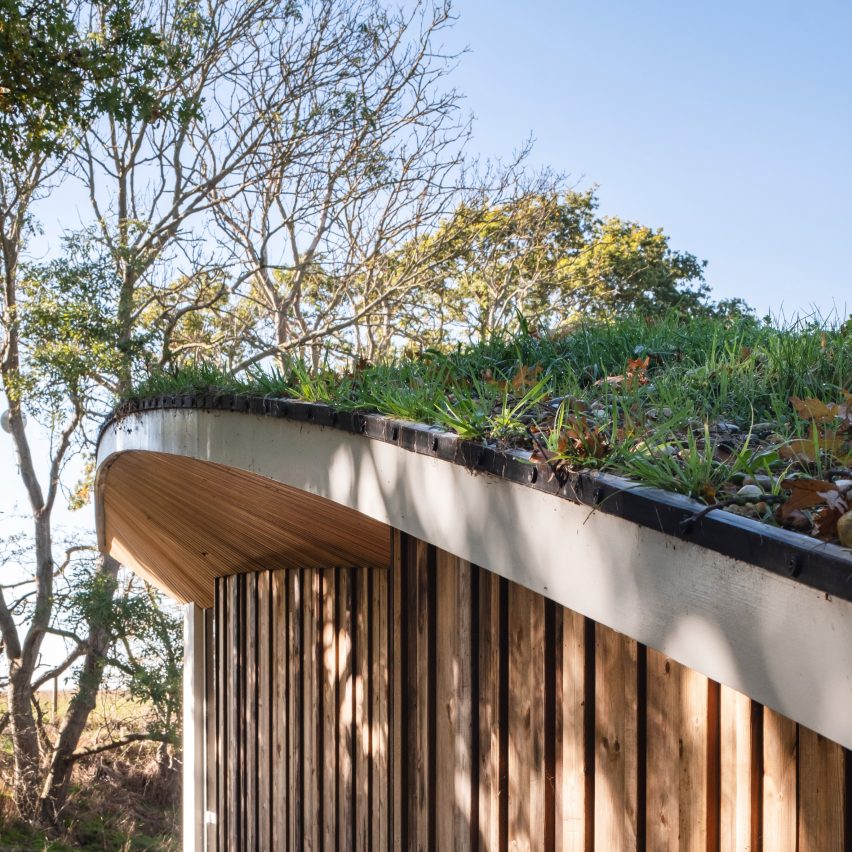 Exterior of Creek Cabin by MAP Architecture and Jon Broome Architects