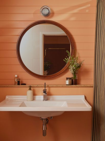 Bathroom sink in guest room of Kensington hotel by Atelier Ochre and House of Dré