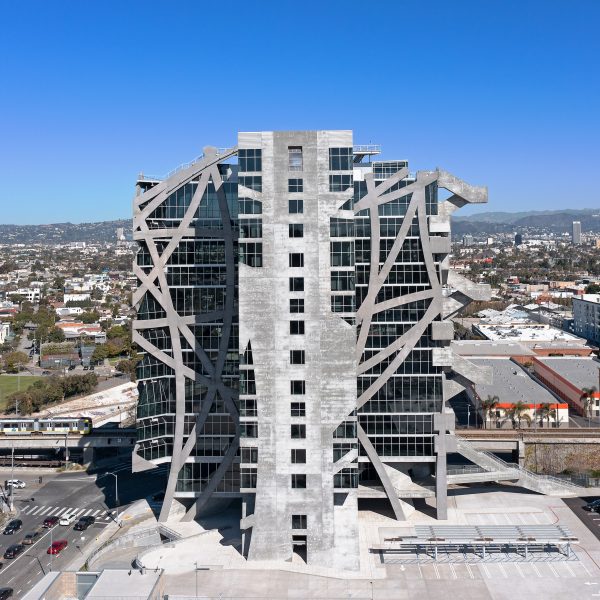 Wrapper tower with staircase and core outlined by Eric Owen Moss