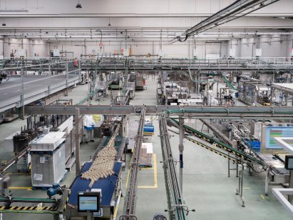 Pedro Pegenaute photo of a factory
