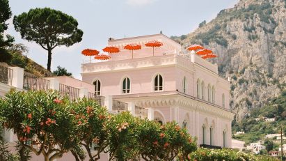 Il Capri hotel viewed from the street