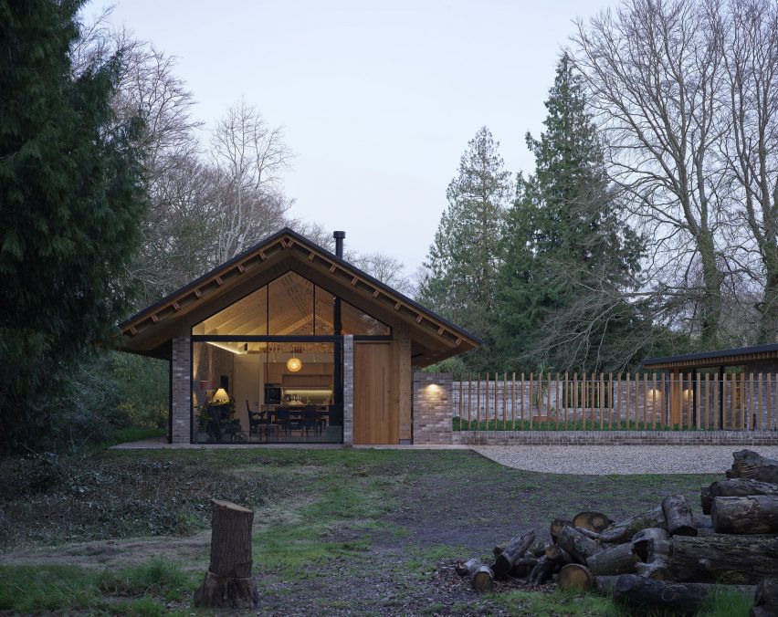 Chestnut Plantation by John Pardey Architects