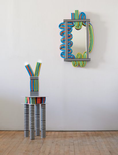 U+II furniture