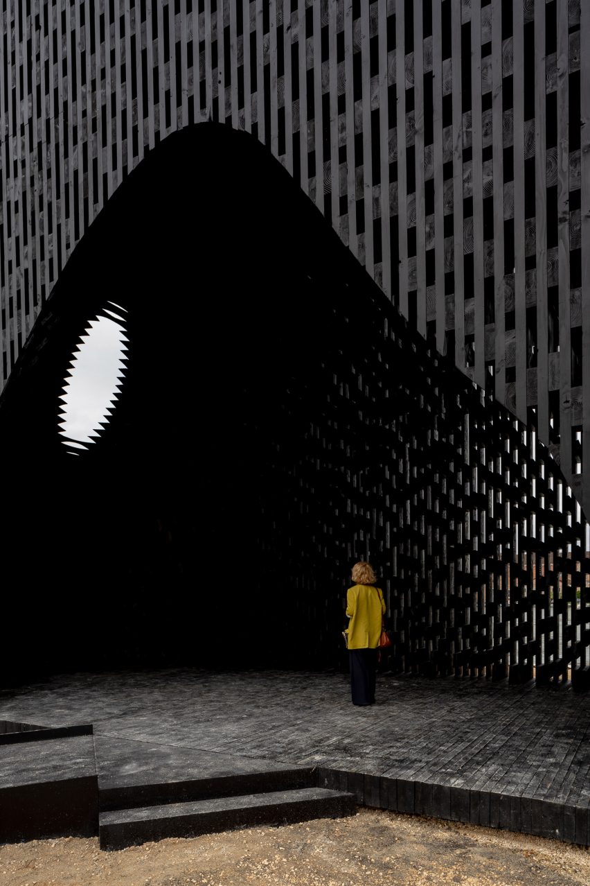 Kwaee pavilion by David Adjaye at Venice Architecture Biennale