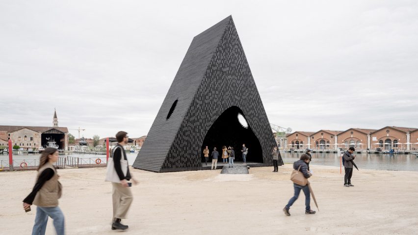 Kwaee pavilion by David Adjaye at Venice Architecture Biennale