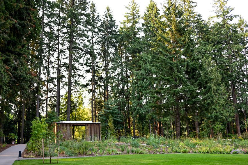 Leah Botanical Garden by Olson Kundig