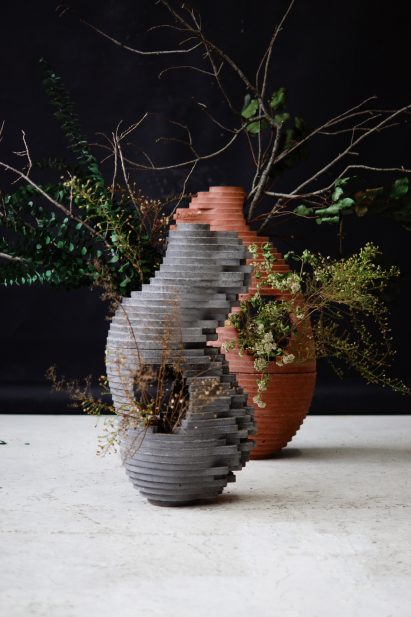 Glitch-effect concrete planters