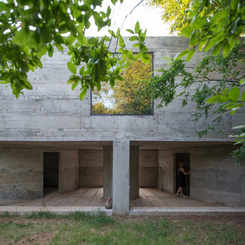 Courtyard-facing room in Luna House by Pezo von Ellrichshausen