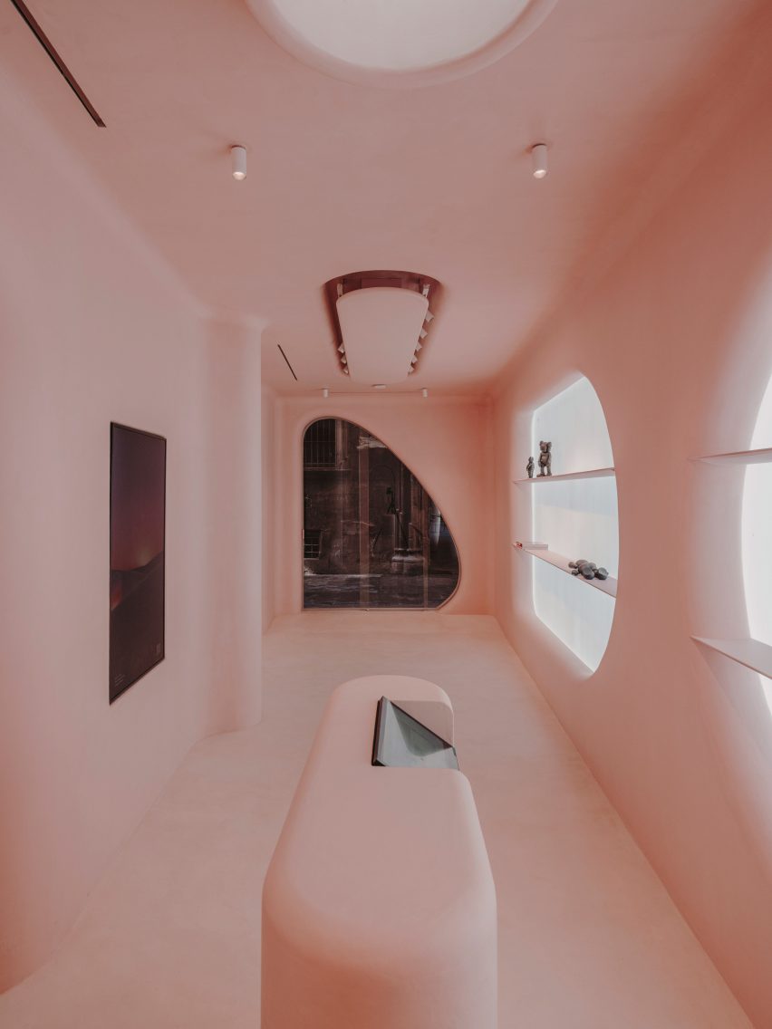 Pink interior of Moco shop in Barcelona, designed by Isern Serra and Six N. Five