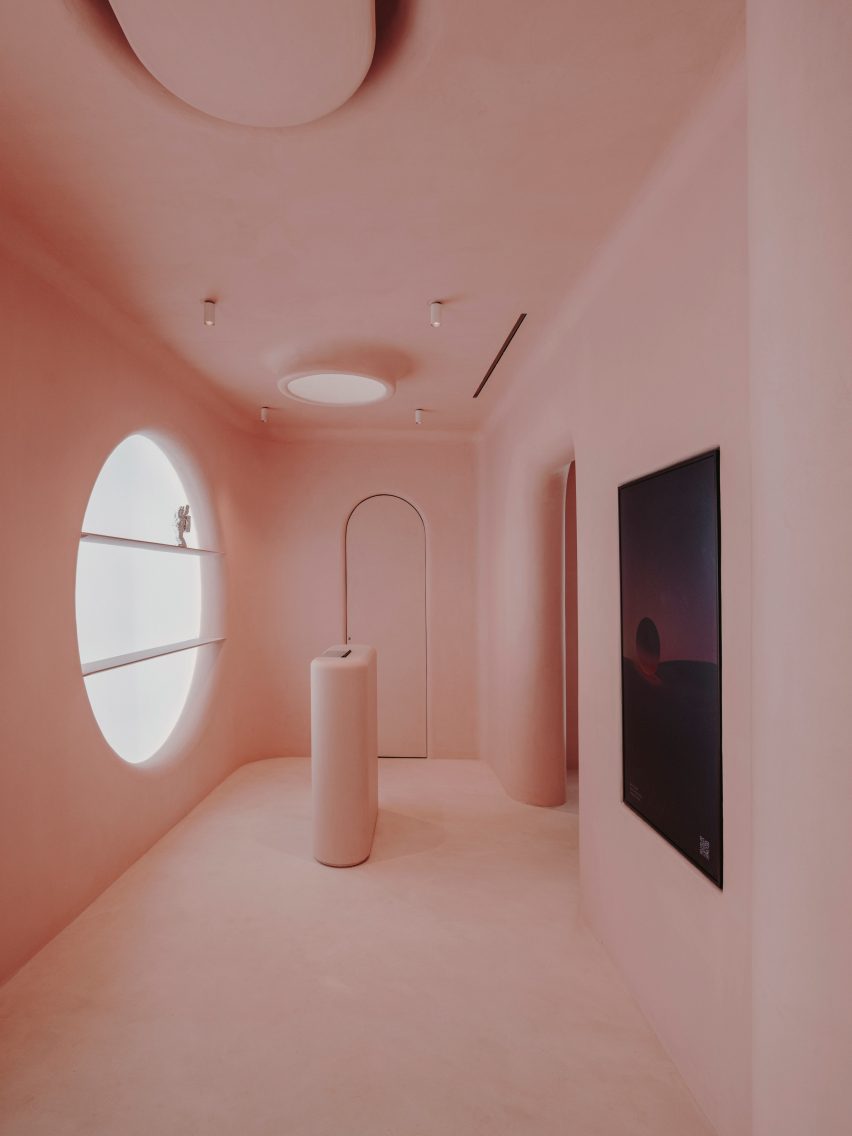 Pink interior of Moco shop in Barcelona, designed by Isern Serra and Six N. Five