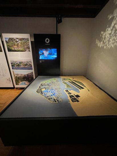 Model of the Oxagon port city