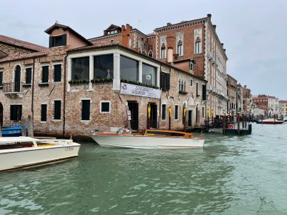 Zero Gravity Urbanism at the Venice Architecture Biennale.